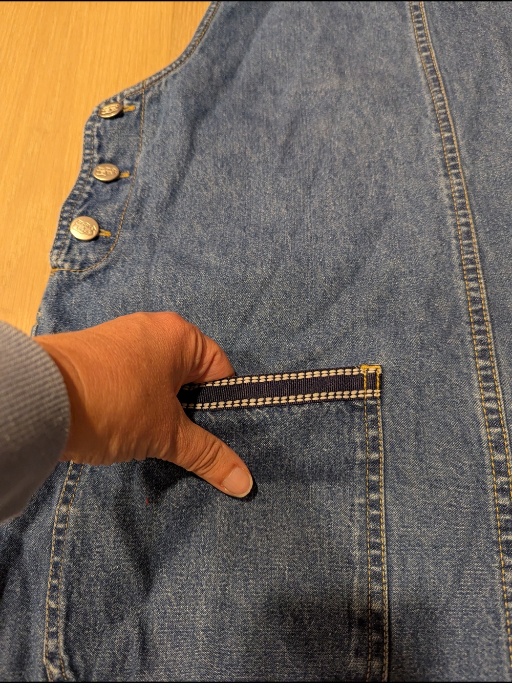 Y2K Blue Chambray Jumper - Picture 4 of 7